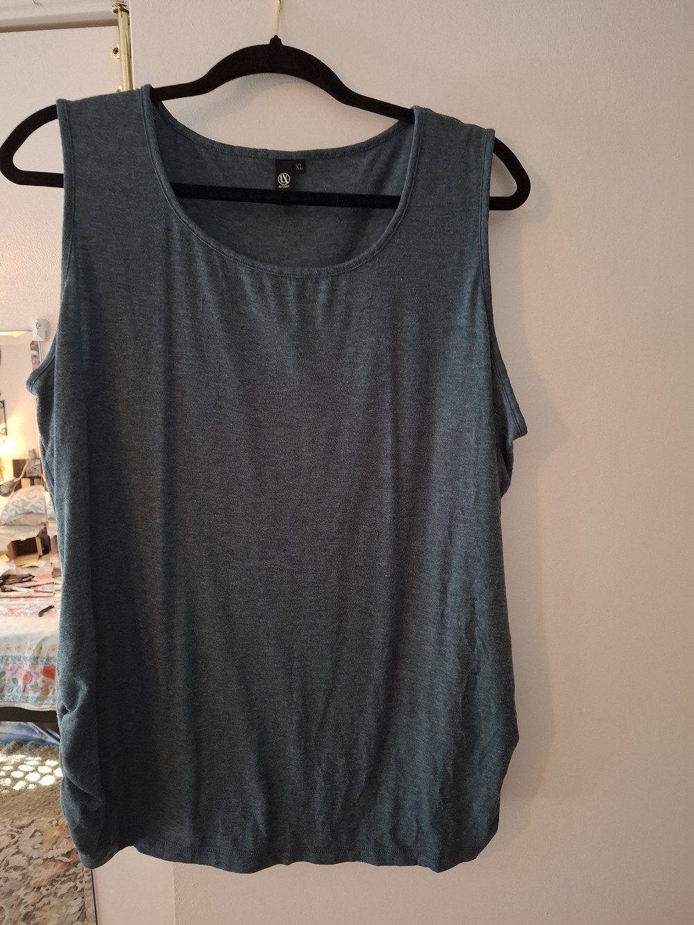 Women’s Scoop Neck Tank Top in Teal Blue